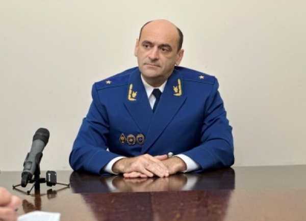 Дамир Кәыҵниа: апрокуратура аусбарҭақәа рахь инашьҭхо арзаҳалқәа зегьы иахәҭоу азхьаԥшра роуеит, акагьы хшыҩзышьҭрада  иаанхаӡом.