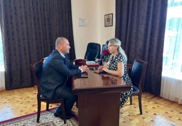 ҬАМИЛА МЕРЦХӘЛАА: АХӘААХӘҬРА-ААГЛЫХРАТӘ ПАЛАТА ААИГӘАТӘ МРАГЫЛАРА, АЗИА, АФРИКА АТӘЫЛАҚӘА АУС РЫЦУРА АҲӘААҚӘА РЫРҬБААРА ИАДГЫЛОИТ.