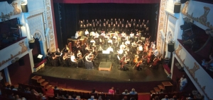 ФЕЕРИЯ ОПЕРНОГО МИКСА: В АБХАЗСКОМ ТЕАТРЕ ОТКРЫЛСЯ ФЕСТИВАЛЬ "OPERA VIVA"