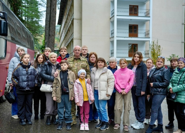 Аԥсны иҟаз Курсктәи аобласт аҟынтәи ахәыҷқәа рыԥсадгьыл ахь ихынҳәит.