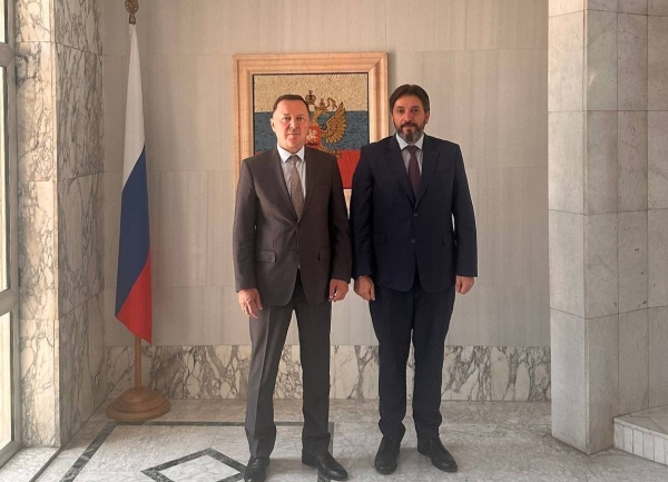Муҳаммад Али Шьамтәыла иҟоу Урыстәыла ацҳаражәҳәаҩ Алеқсандр Ефимов диԥылеит.